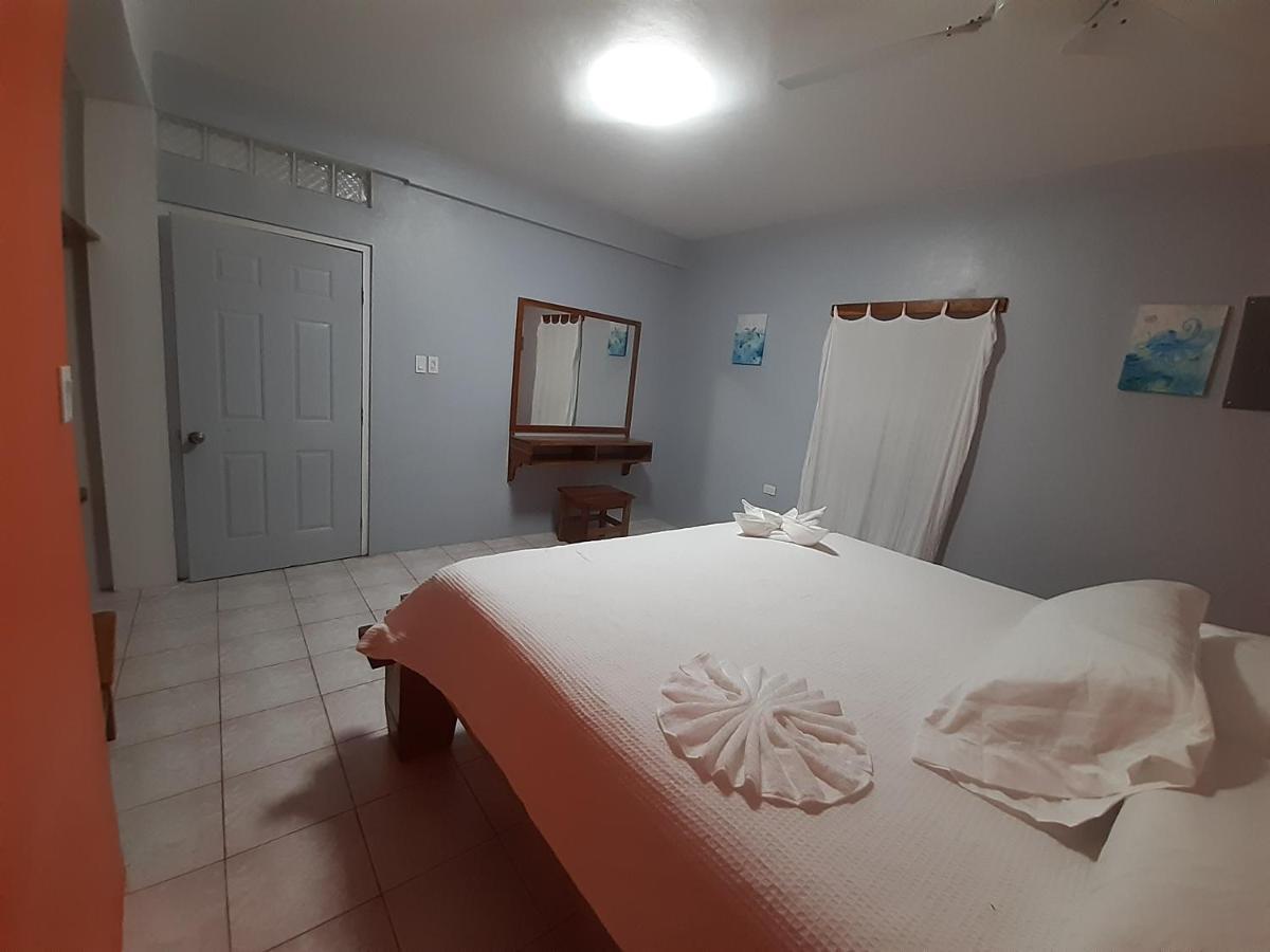 Rachel Land Apartment Caye Caulker Exterior photo